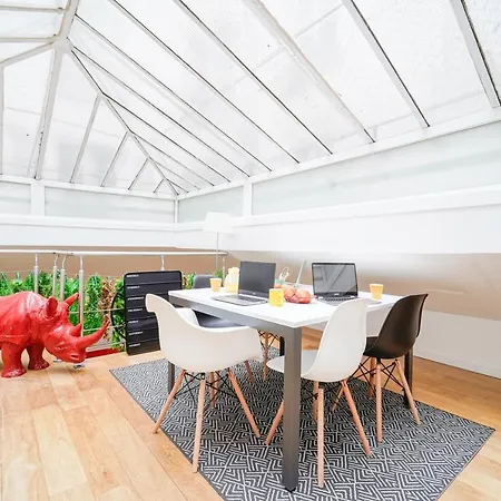 Apartmán Happy Loft With Coworking & Office